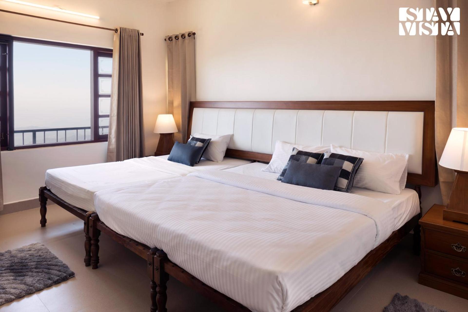 Stayvista At Vale Echoes - Breakfast Included มุนนาร์ ภายนอก รูปภาพ
